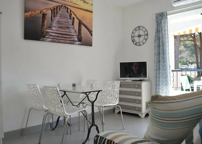 Appartamento 2p Rénové, Clim, Wifi, Terrasse, Parking, Proche - - Fr-1-226-304 Sainte-Maxime